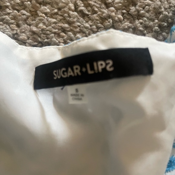 Top - Picture 2 of 2